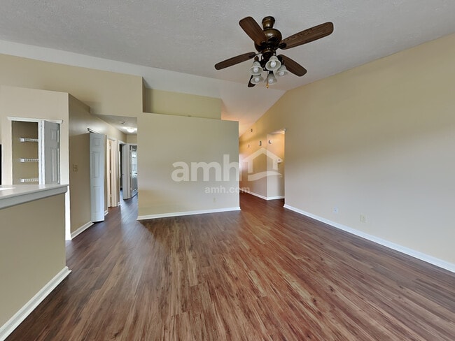 Foto del edificio - 7864 Fox Glen Dr