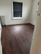 Building Photo - 13102 Bartlett Ave