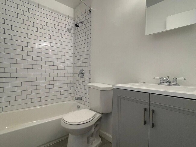 Foto del edificio - 107 Hudson St