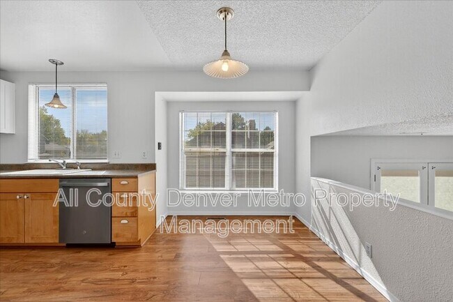 Foto del edificio - 306 Mulberry Cir