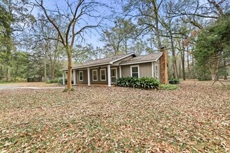 Building Photo - 7585 Skipper Ln