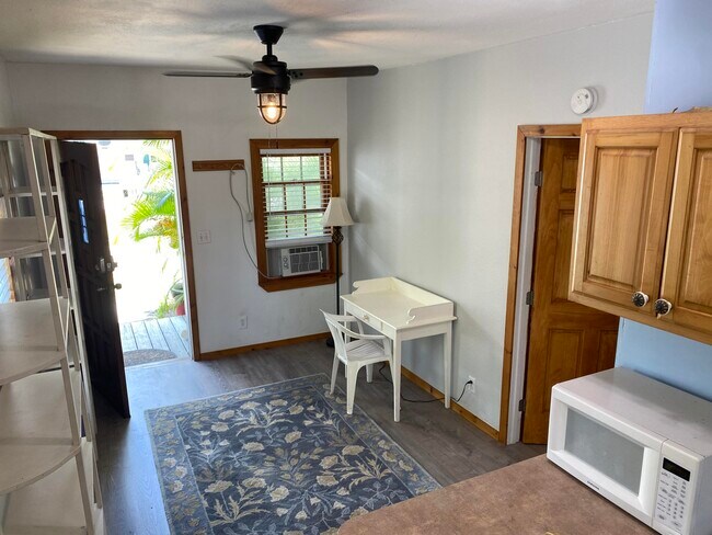 Foto del edificio - 1120 Elgin Ln