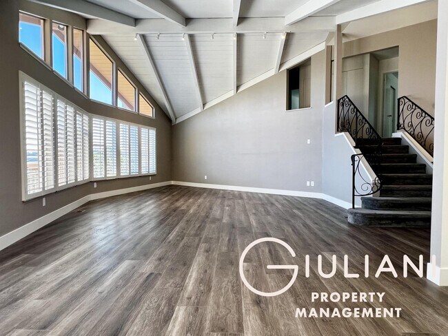 Building Photo - 155 Dominican Dr