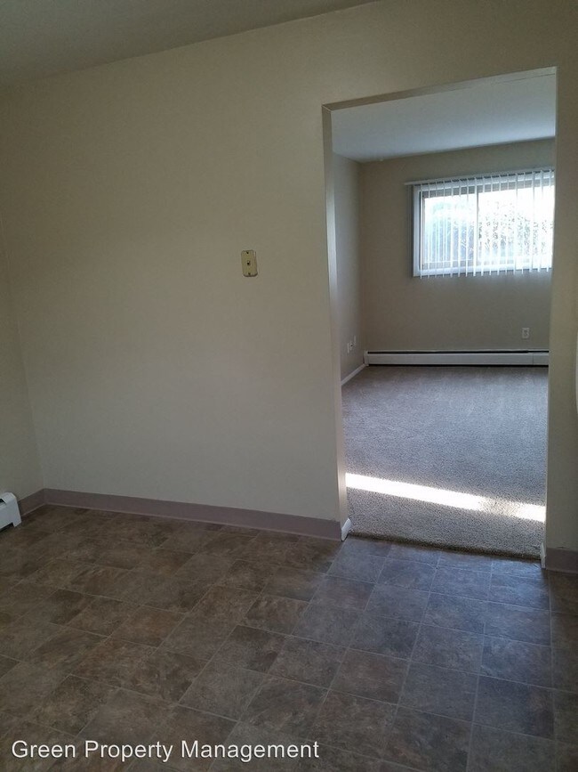 Foto del edificio - 1038 Glenaire Dr NW