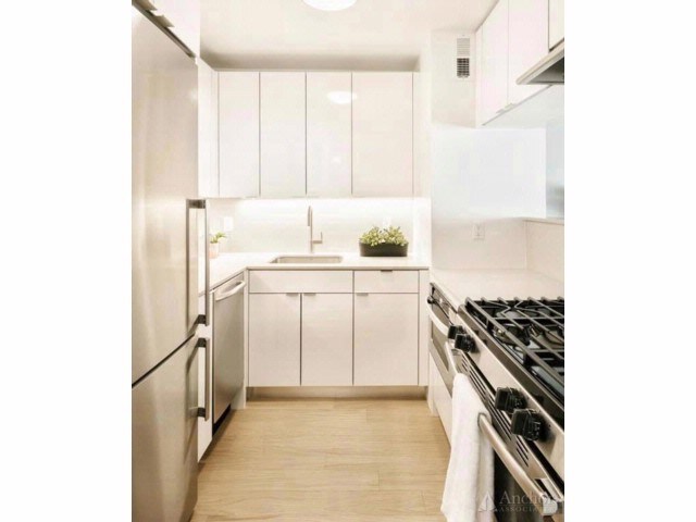 Foto del edificio - 520-520 2nd Ave
