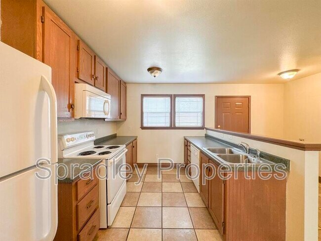 Foto del edificio - 1033 N Wall St