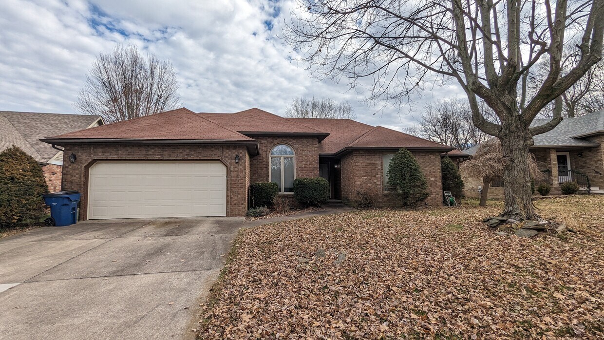 Foto principal - 754 S Sparks Ave