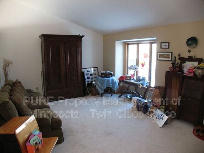 Foto del edificio - 9675 84th St S
