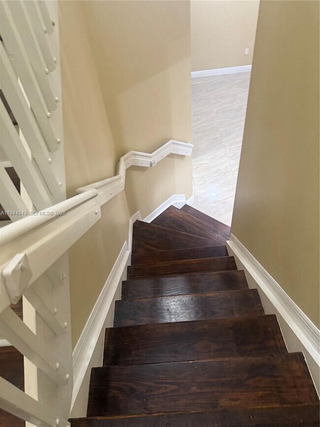 Foto del edificio - 9044 SW 39th St