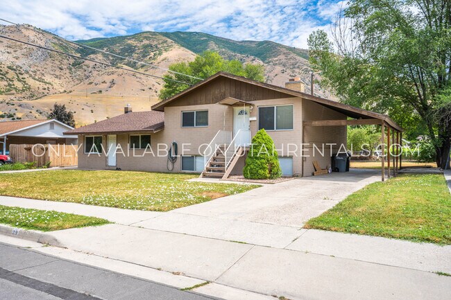 Foto del edificio - 39 S 860 E