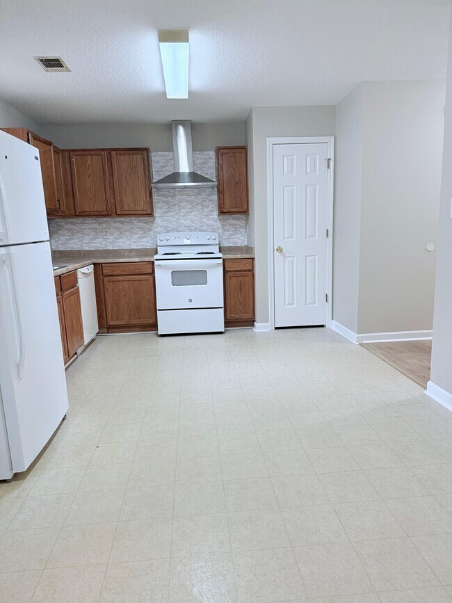 Foto del edificio - 7265 Crestside Dr