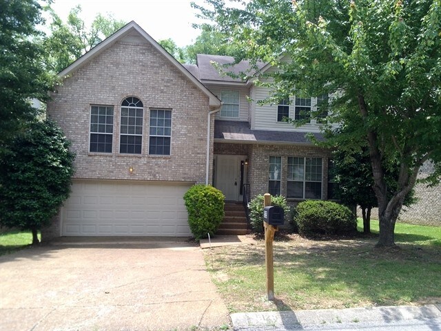 Primary Photo - 5125 W Oak Highland Drive