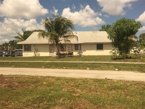 Building Photo - 6501 Harbour Rd