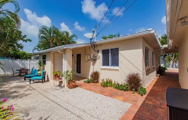 Building Photo - 800 50th Ct Gulf