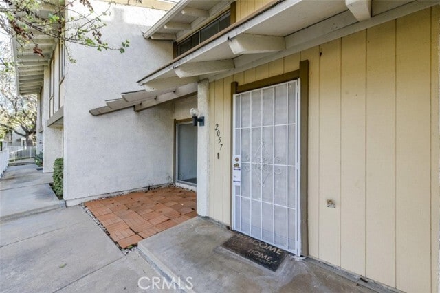 Building Photo - 2057 Dacian Dr S