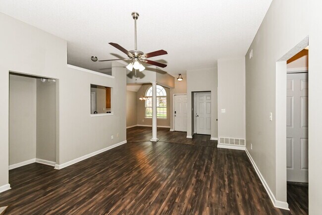 Foto del edificio - 1176 Warwick Pl