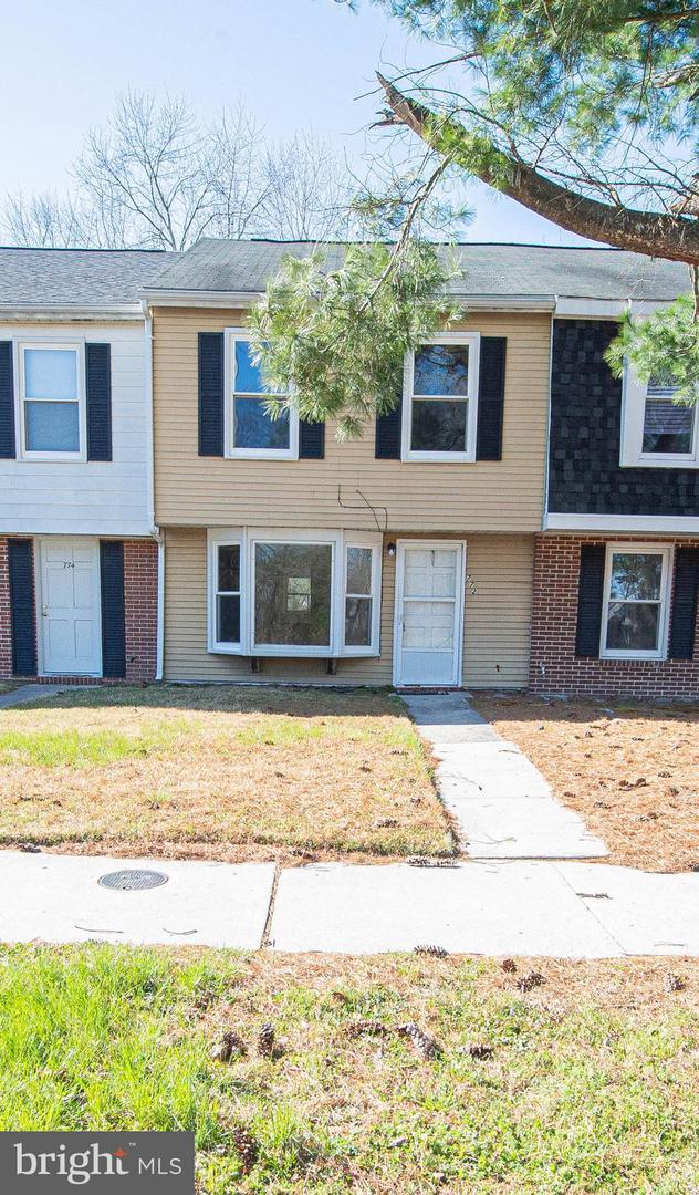 Building Photo - 772 Hemlock St