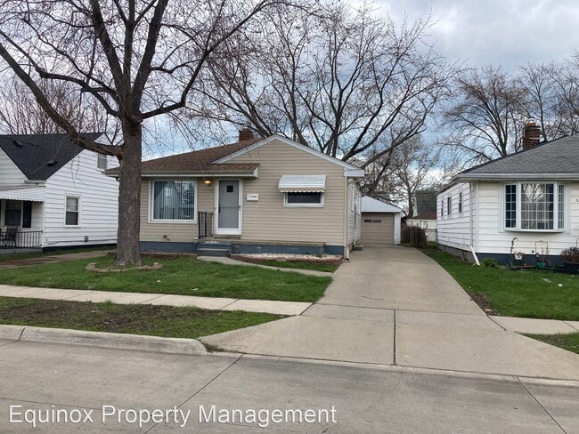 Building Photo - 3 br, 1.5 bath House - 24924 Wilmot