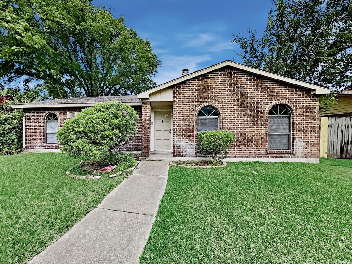 5814 Purple Sage Rd, Houston, TX 77049 House Rental in Houston, TX