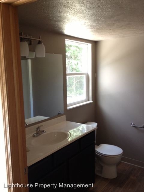 Building Photo - 8023 Green Meadow Ct