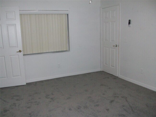 Building Photo - 511 Coconut Palm Way