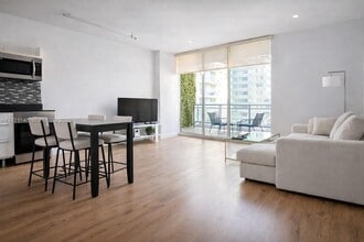 Building Photo - 690 SW 1st Ct