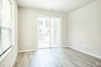 1BR, 1BA - 768SF - The Summit Residences