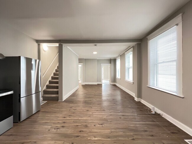 Building Photo - Colerain Estates *Renovated 4bedroom home*