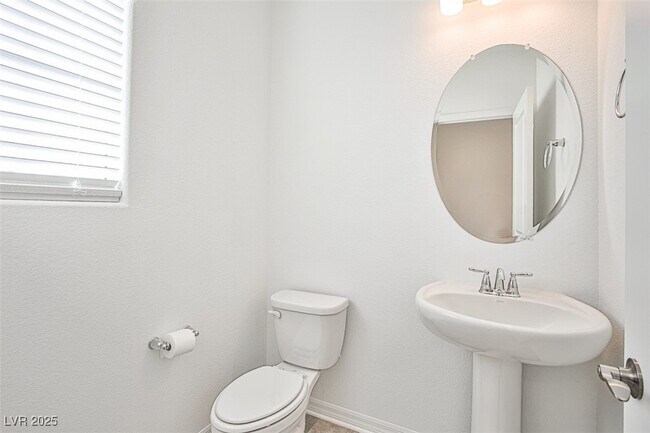 Foto del edificio - 7412 Legacy Pt St