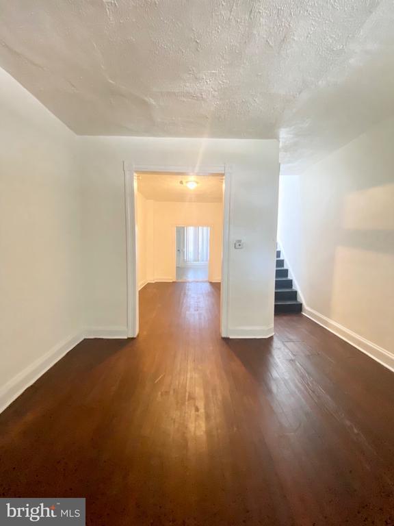 Foto del edificio - 3214 W Belvedere Ave