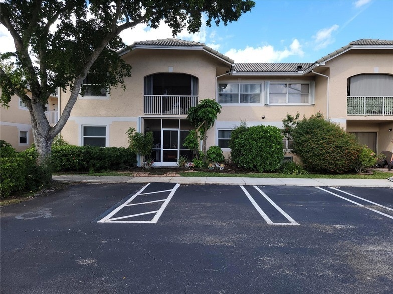 Photo - 12255 Royal Palm Boulevard Unit 8O