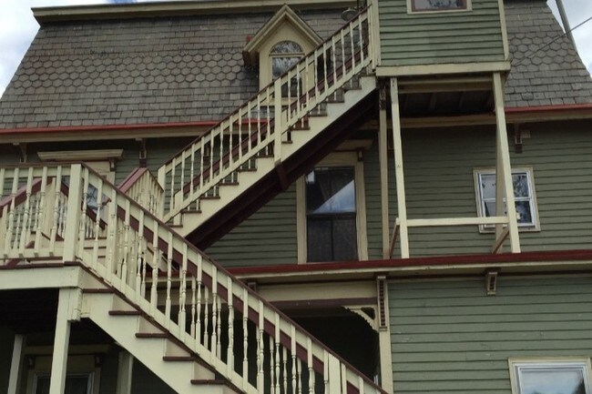 Foto del edificio - 463 Ward Ave
