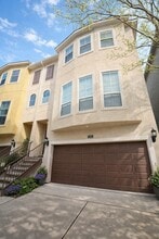 Building Photo - 584 Bomar St