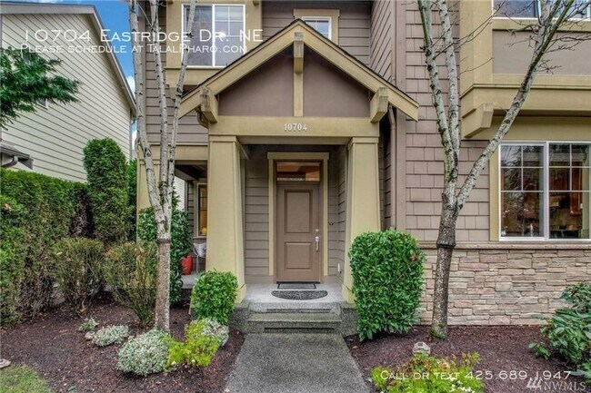 Foto del edificio - Redmond Ridge East Charmer!