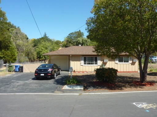 Primary Photo - 2496 Larkey Ln