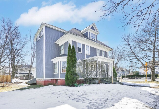 Photo - 3 Sumner Ave Apartment