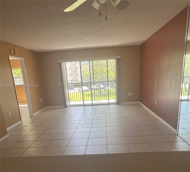 Foto del edificio - 550 SW 137th Ave