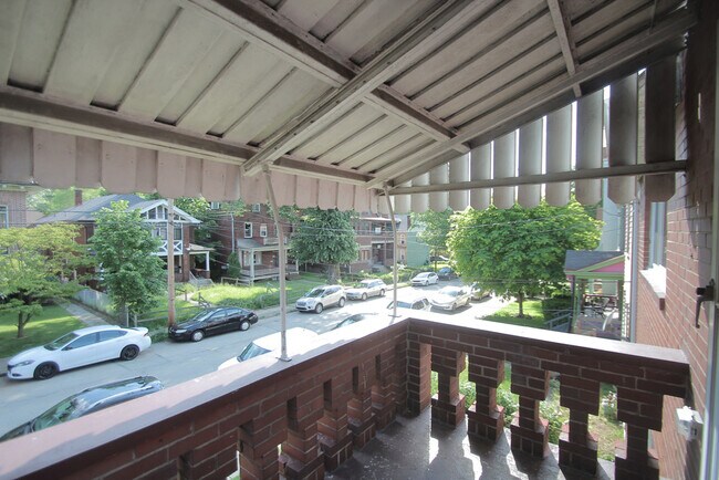 Foto del edificio - 415 Franklin Ave