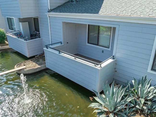 Foto del edificio - 7675 N 1st St