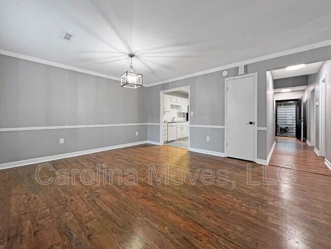 Building Photo - 419 Sparrow Hawk Ct
