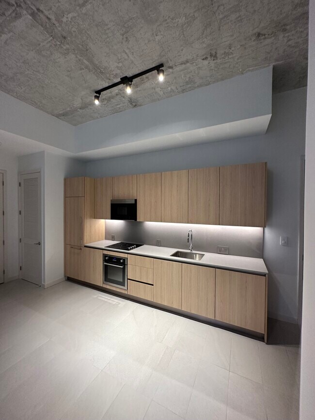 Foto del edificio - 2724 NW 1st Ave