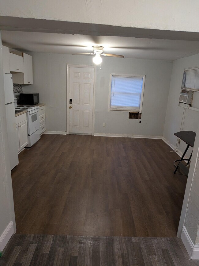 Foto del edificio - 1537 SW 44th Ave