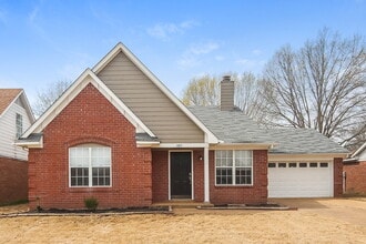 Building Photo - 5895 Waverly Dr