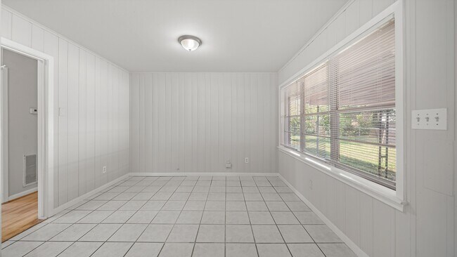 Building Photo - 7634 Wilmerdean St