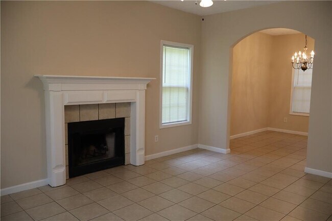 Foto del edificio - 176 Rivergate Ct