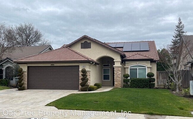 Foto del edificio - 3 br, 2 bath House - 10432 N. Woodrow Avenue