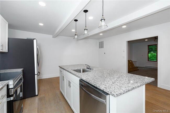 Building Photo - 681 NY-216