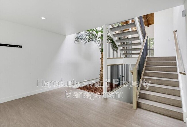 Foto del edificio - 453 S Sierra Ave