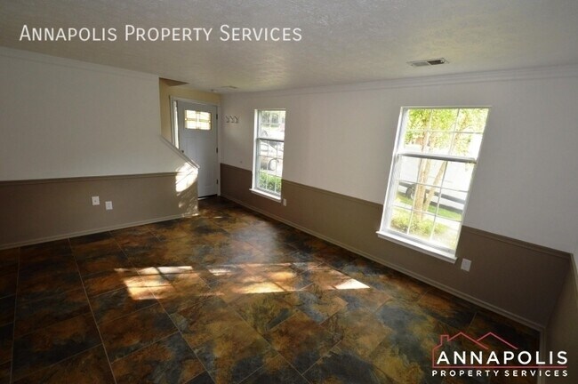 Building Photo - 1581 Star Pine Dr