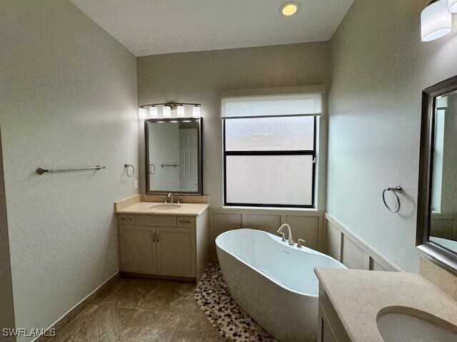 Foto del edificio - 2820 Cinnamon Bay Cir